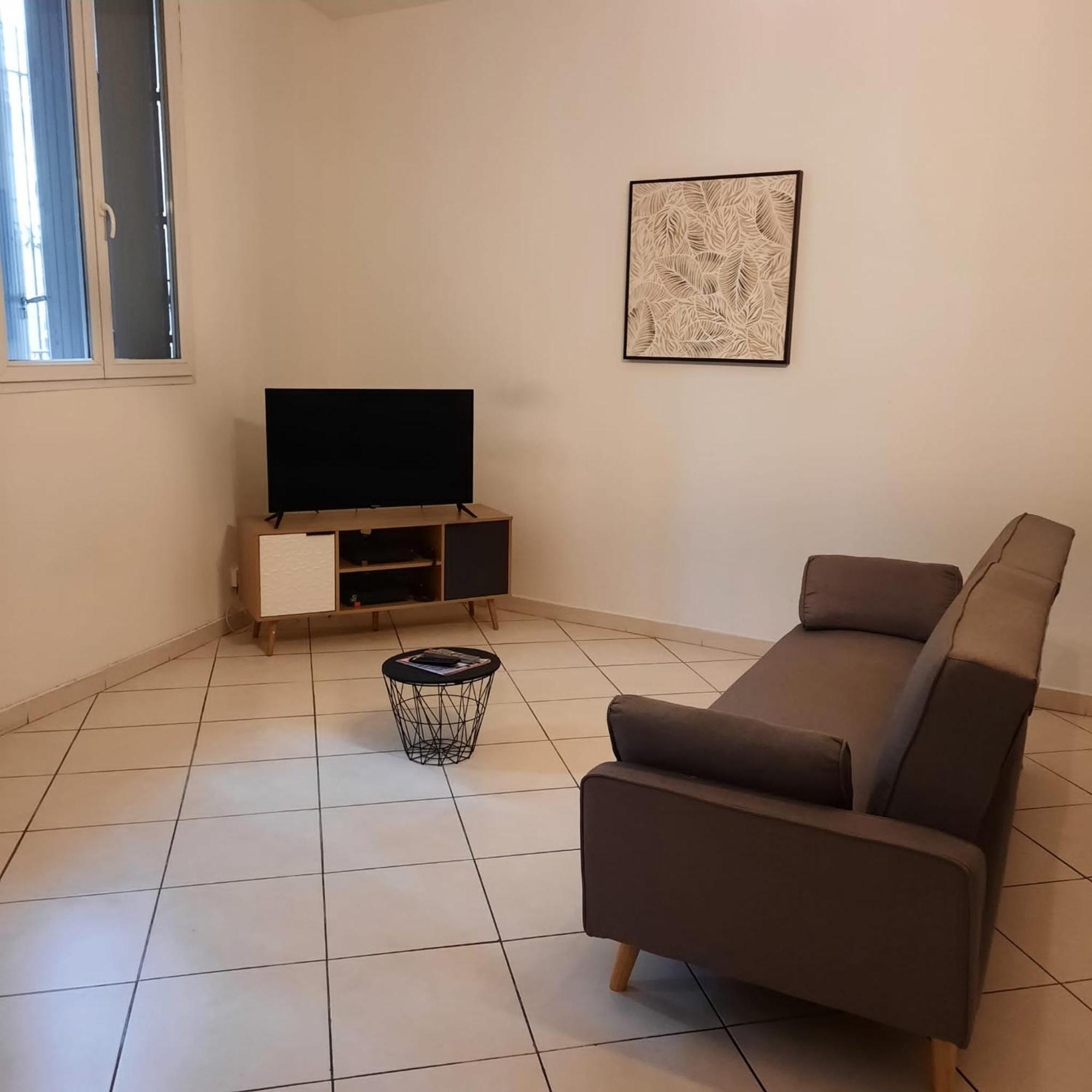 Le Albert 1Er Beziers Appartements Tout Equipes Exteriör bild