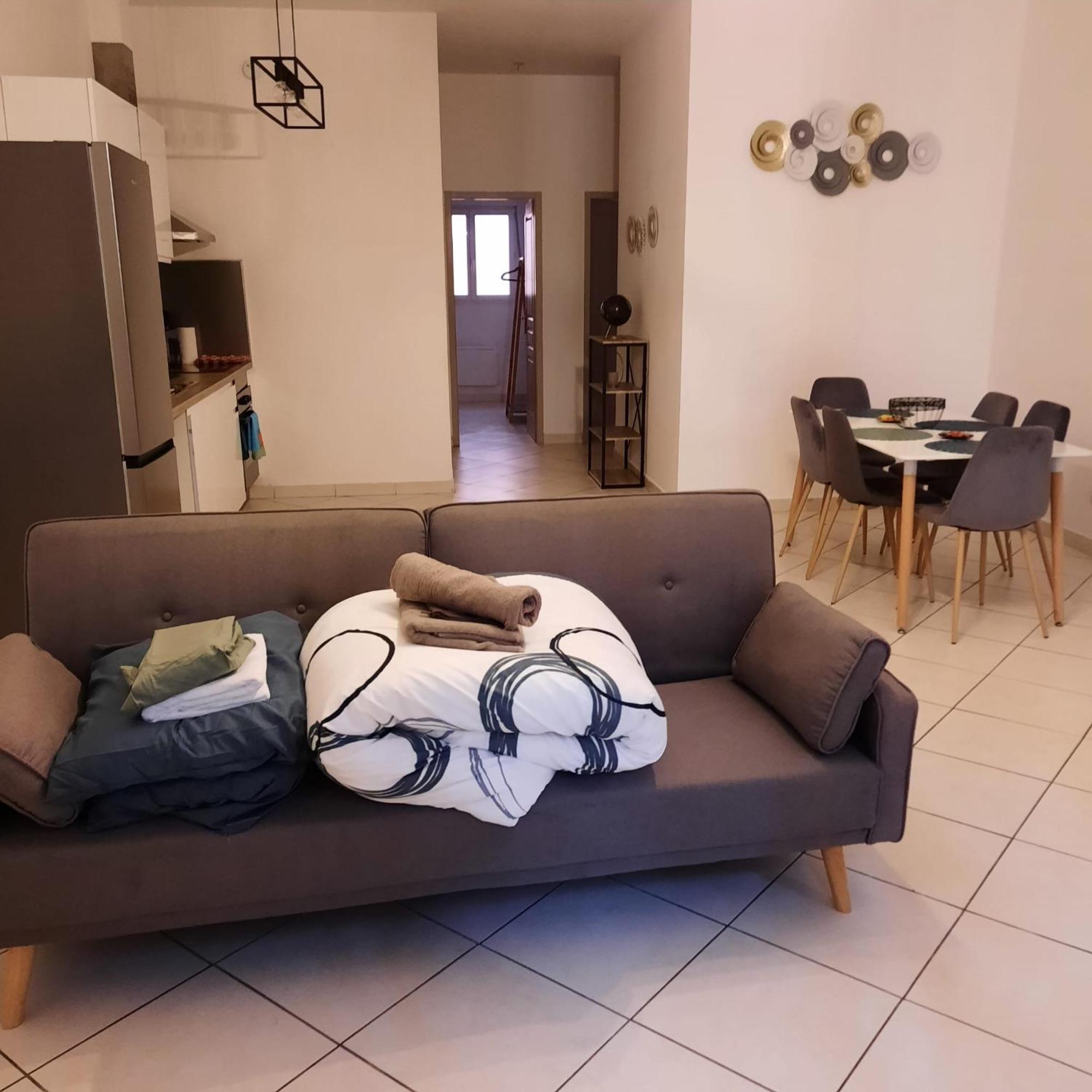 Le Albert 1Er Beziers Appartements Tout Equipes Exteriör bild